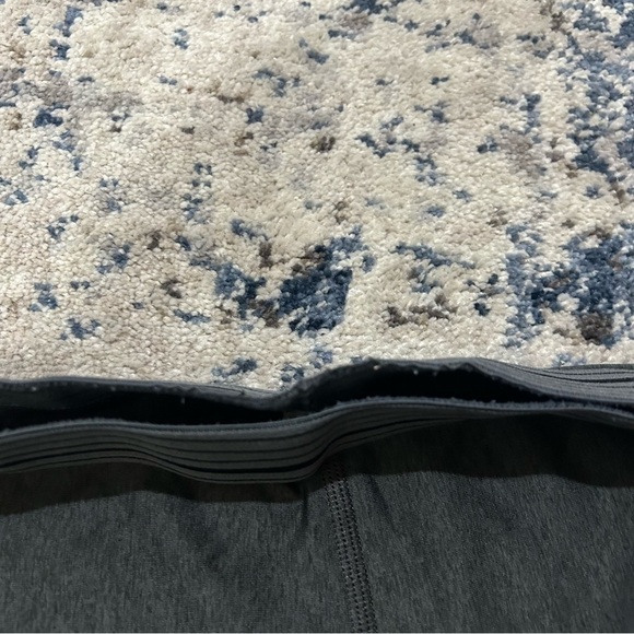 Under Armour Gray & Black Biker Shorts Size Small - Picture 4 of 7